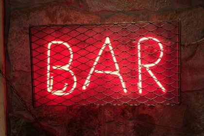 Flipper’s Tavern: Missoula’s Favorite Local Bar