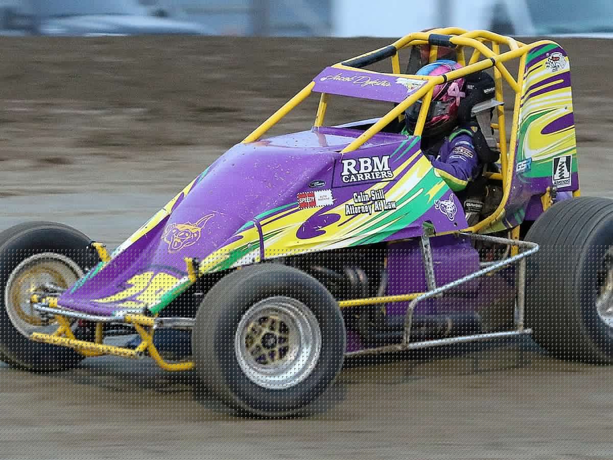 Wingless warriors fired up at Brighton Speedway