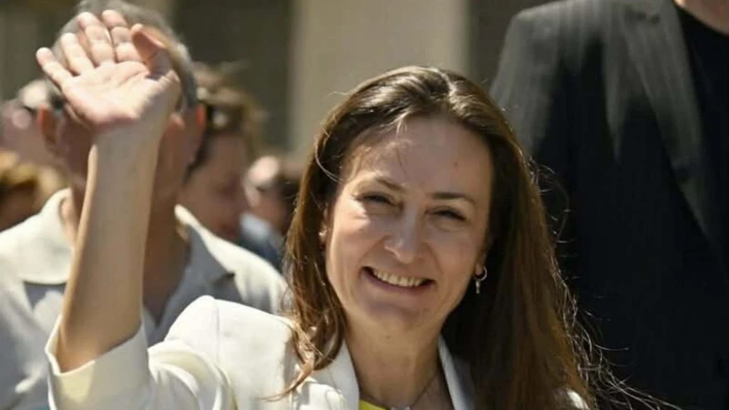 Manisa Büyükşehir Belediyesi'ne rüşvet soruşturması: Yeni Parti İl Başkanı İlksen Özalper gözaltına alındı