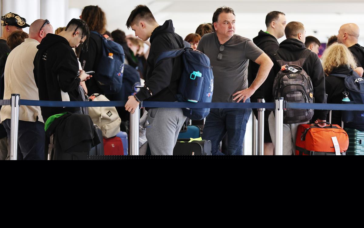 Annoying Habits Passengers Do On Airplanes - Are You Guilty?