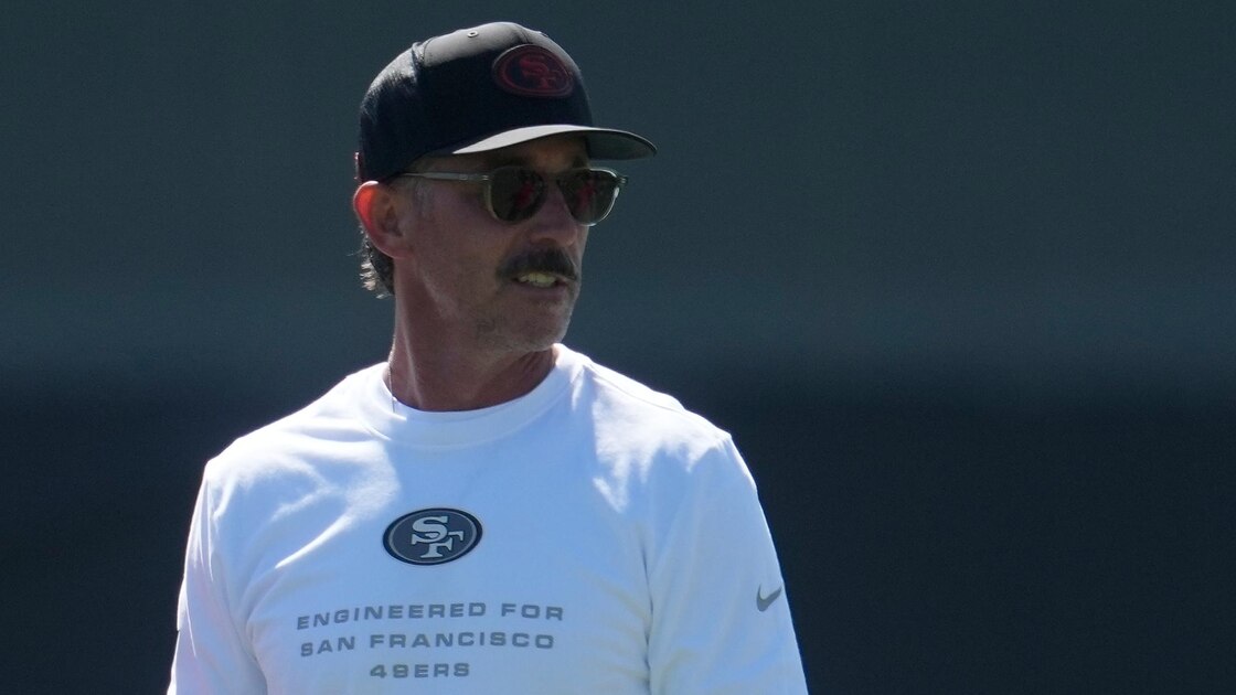 Kyle Shanahan Gives Health Update at 49ers Training Camp After Injuries Suffered in Car Crash