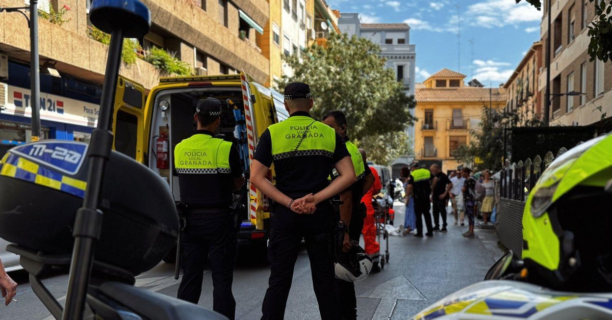 Un menor resulta herido tras ser atropellado en el centro de Granada