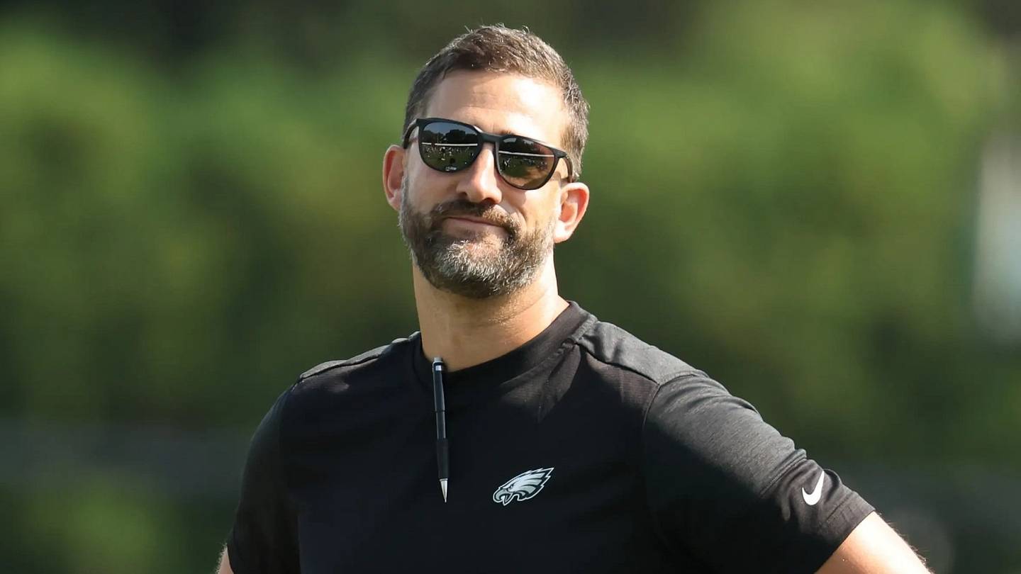 Eagles are facing 5 training camp questions that must be answered in Week 2
