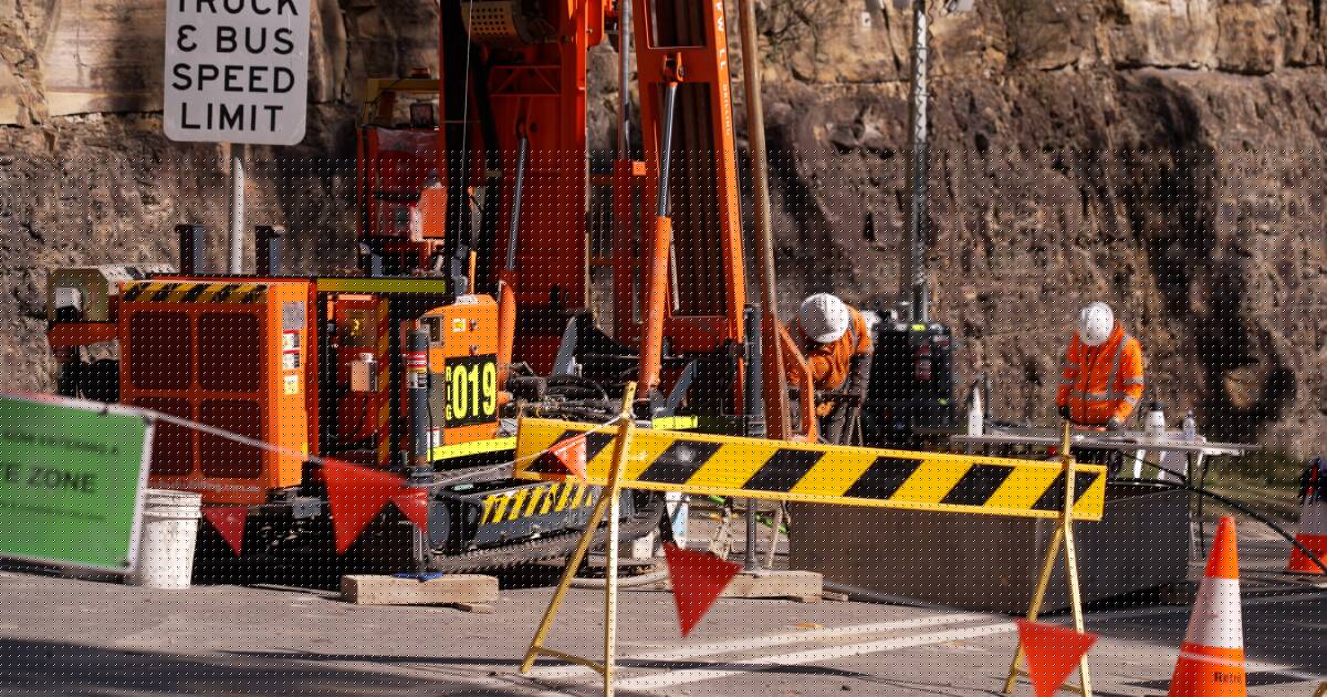 Massive rig arrives at causeway but drivers face another year of delays