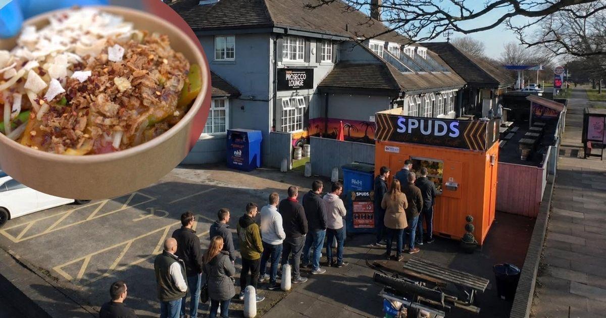 'Delicious' loaded jacket potatoes customers queue for arriving in Sunderland