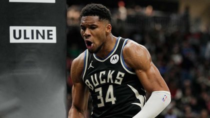 Tim Bontemps cracks open door to Bulls getting into Giannis trade sweepstakes
