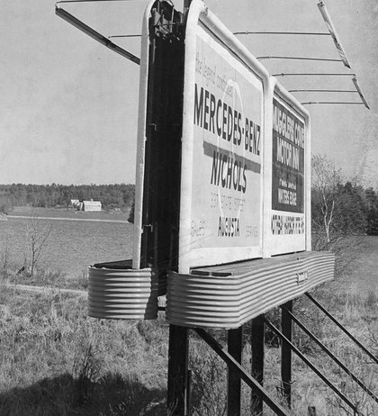 Have billboards been banned in Maine since 1977? | Fact brief