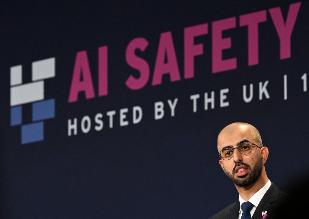 Anthropic's Claude Mythos Finds Encryption Flaw Following OpenAI Agents' Containment Breach
