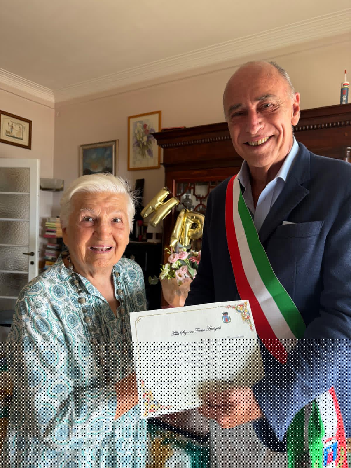 Alassio festeggia i 100 anni di Teresa Arrigoni: gli auguri del sindaco Melgrati
