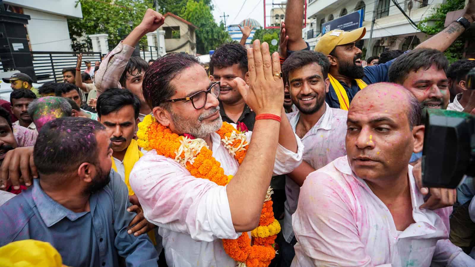 Prashant Kishor attains indisputable lead in Bankipur bypoll