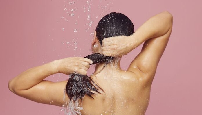 Why washing long hair is actually complicated