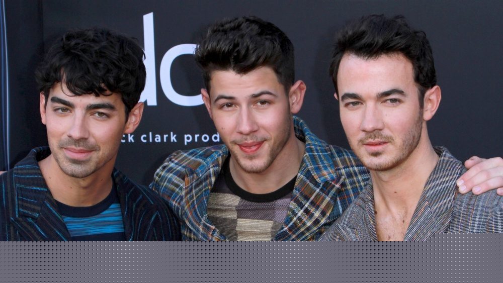 Listen to Jonas Brothers’ single ‘No Time to Talk’