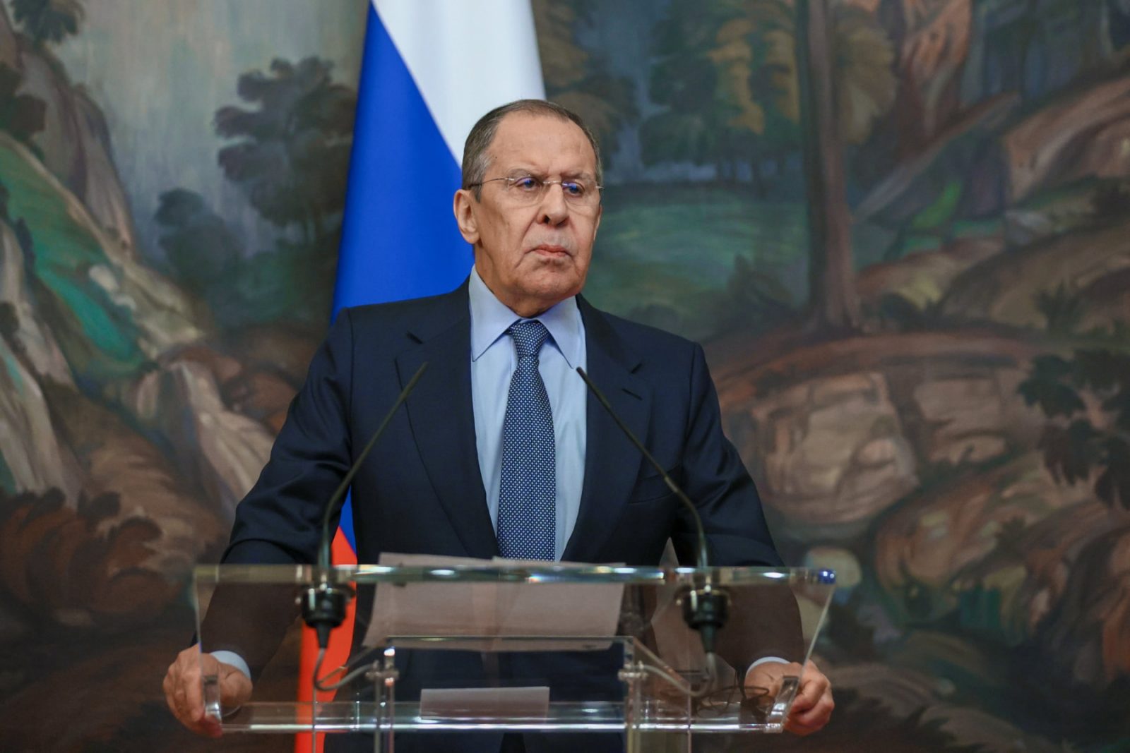 Lavrov afirmă că pentru garantarea securităţii în Ucraina este nevoie de un regim ucrainean pro-rus