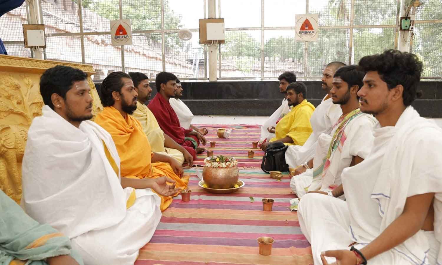 Varuna Yagam rituals continue at Srisailam