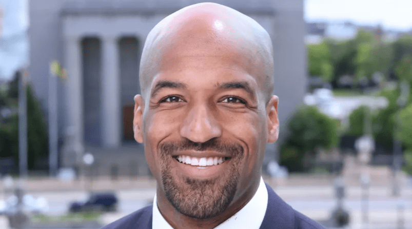 Baltimore City Councilman Mark Conway files to challenge Rep. Mfume in run for Congress