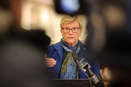 Chellie Pingree says ICE blocking lawyers; calls for tour of southern Maine facility