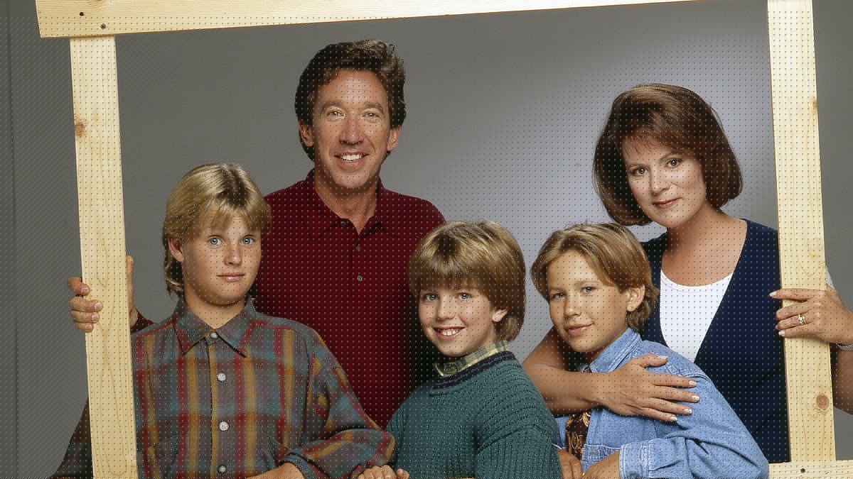 Home Improvement star Jonathan Taylor Thomas who ditched fame pictured for first time in YEARS with co-stars