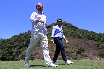 Bastidores: John Textor tentou demitir Thairo Arruda do Botafogo, mas esbarrou na mesma liminar que o mantém no controle da SAF
