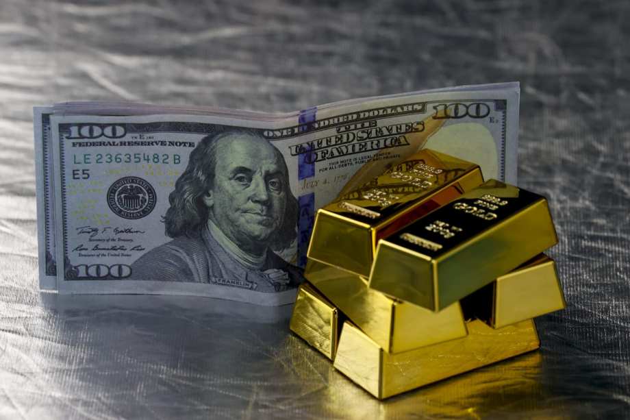 Gold hits 7-week high on weak US payrolls data, Hormuz deal hopes