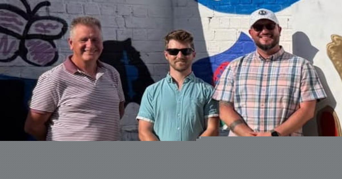 Councillor welcomes colleague to town council following recent co-option