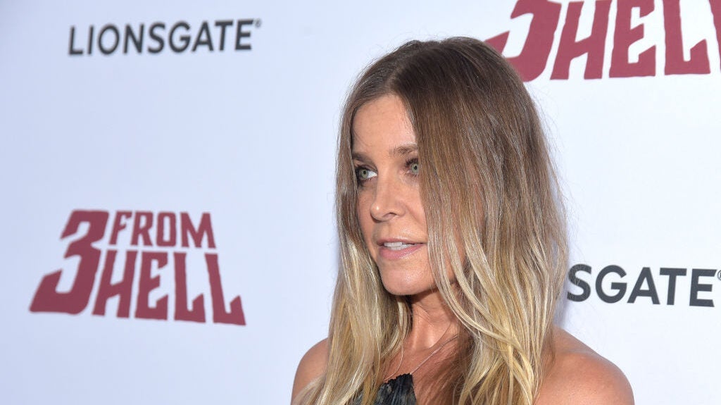 Sheri Moon Zombie Releases Debut Single ‘I Love My Robot’ With Music Video