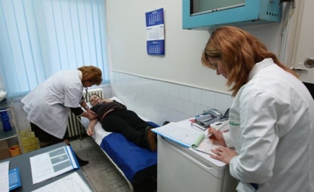 SĂNĂTATE. Canicula pune presiune pe UPU! Sătmărenii sunt îndemnați să apeleze la centrele de permanență pentru afecțiunile care nu reprezintă urgențe
