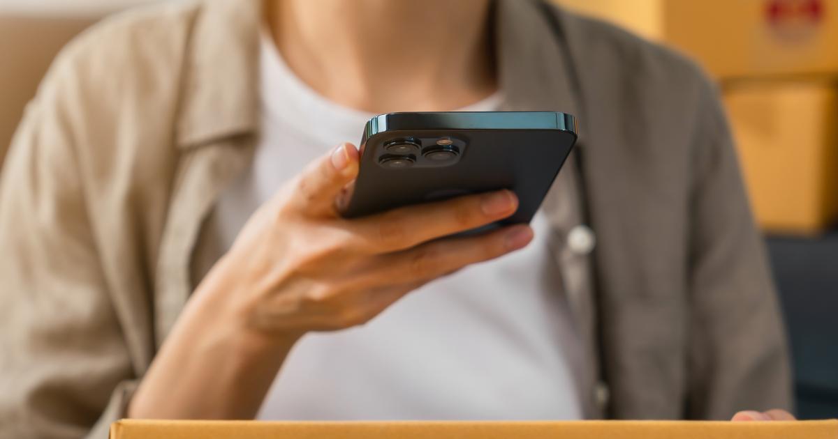 'Beware of criminals posing as police and bank staff in scam calls'