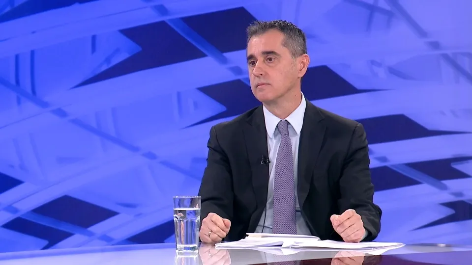 Nikezić pita ministarku energetike: Kako štitite građane kada je gorivo najskuplje u regionu