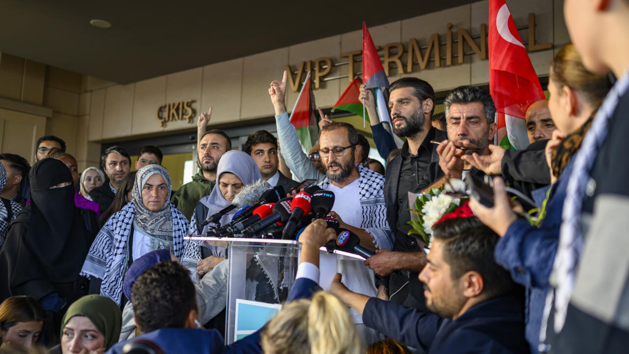 Flottille pour Gaza : "Nous avons été traités comme des animaux" dénoncent les militants expulsés