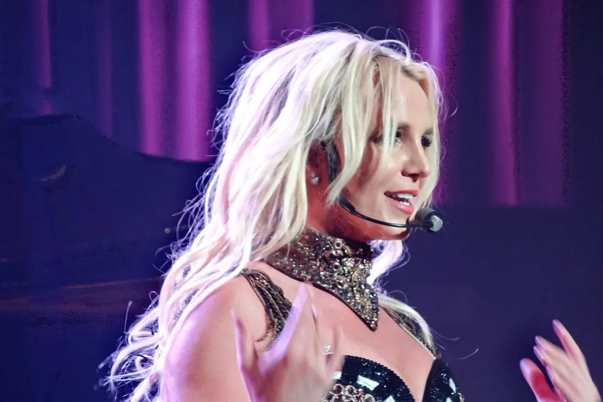 Justin Timberlake Dumped Britney Spears With a 2-Word Text During Grueling Video Shoot