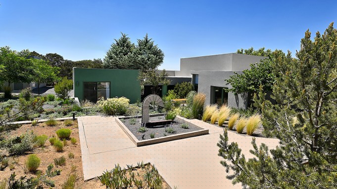This $3.6 Million Santa Fe Live-Work Compound Was Built by an Acclaimed Glass Artist