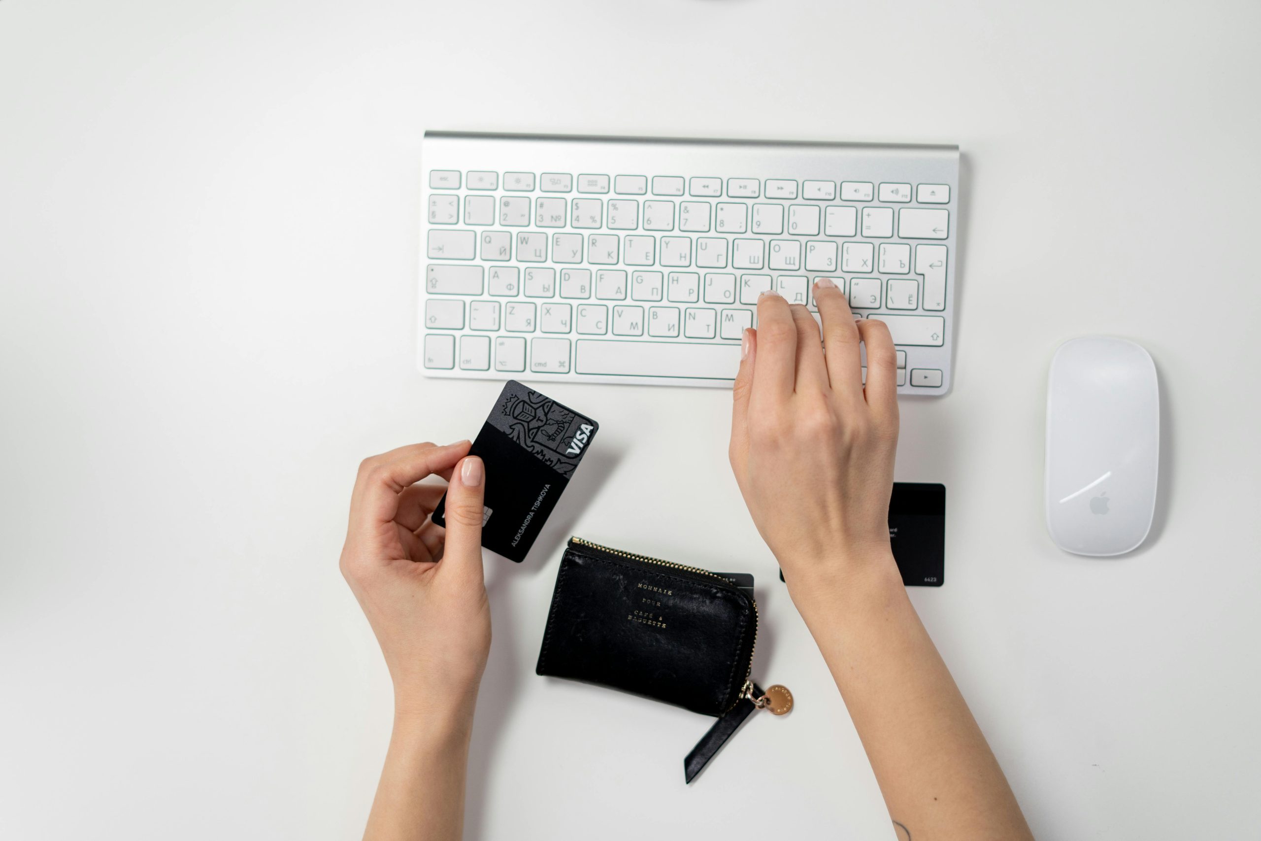 10 Items That Are Cheaper Online Than In-Store