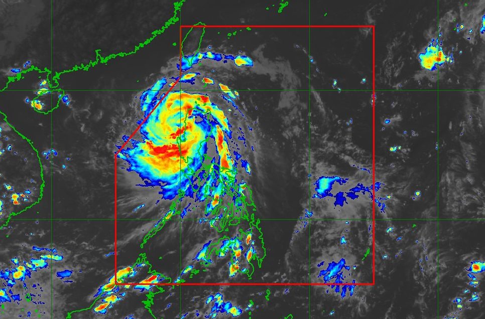 El tifón Matmo tocó tierra en Filipinas, el tercero que golpea al país dos semanas