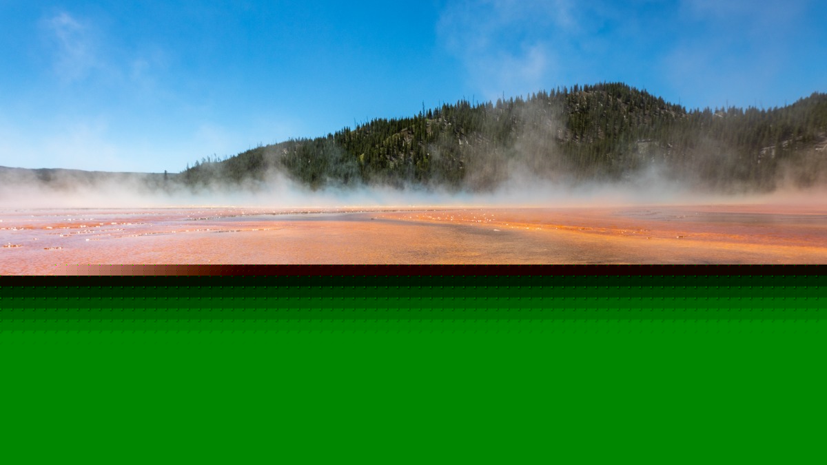 Tourist finds out the hard way what happens when you touch a Yellowstone hot spring, ‘It’s very hot!’