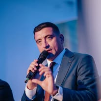 George Simion, declarații politice cu iz culinar: Dacă nu suntem la masă, probabil vom fi pe meniu