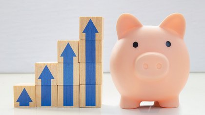 Cash Isa battle sees rates climb as high as 4.49% - these are the top deals