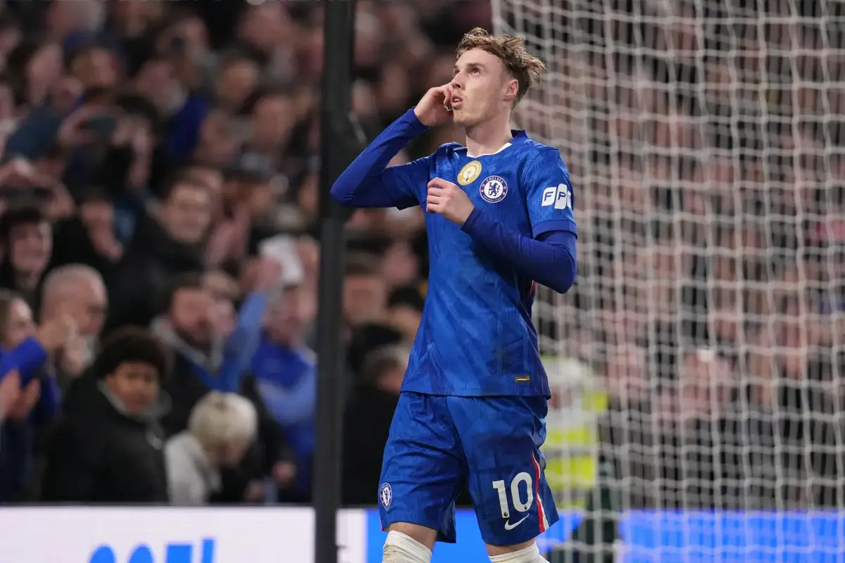 Chelsea’s Liam Rosenior gives final verdict on Cole Palmer links to Manchester United