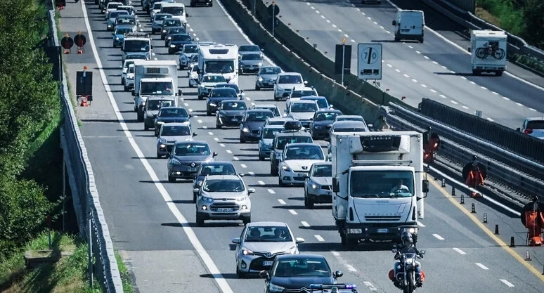 Esodo estivo, traffico intenso ma senza criticità nel primo weekend di agosto