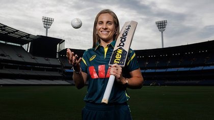 Sophie Molineux pips big names to succeed Alyssa Healy as captain