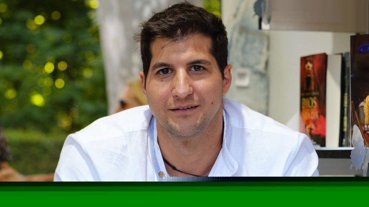 El comunicado de Julián Contreras, muy enfadado tras publicarse "conversaciones privadas que expresamente se pidió que no se difundieran"