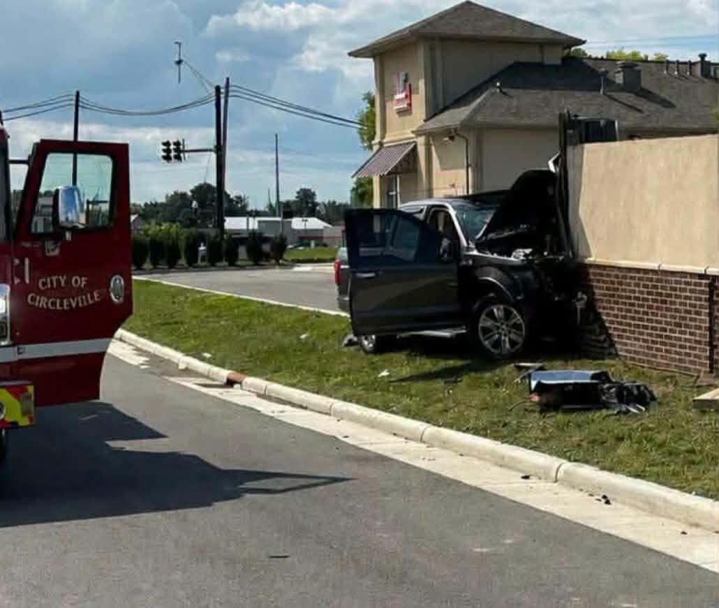 Circleville Man Seriously Injured After Pickup Truck Crashes Into Concrete Wall