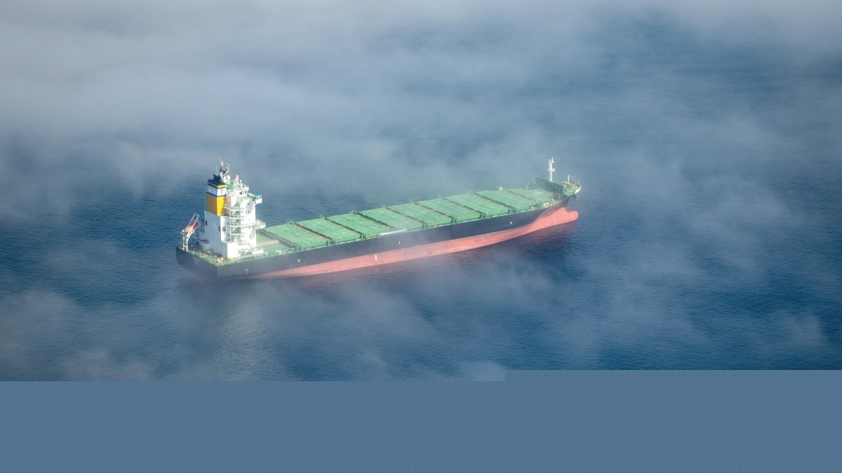 Houthis Force Saudi Oil Tankers To U-Turn in Red Sea