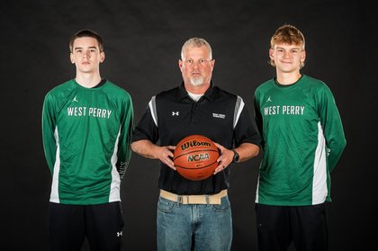 West Perry snaps seven-game skid, defeats Middletown in Colonial Division boys basketball