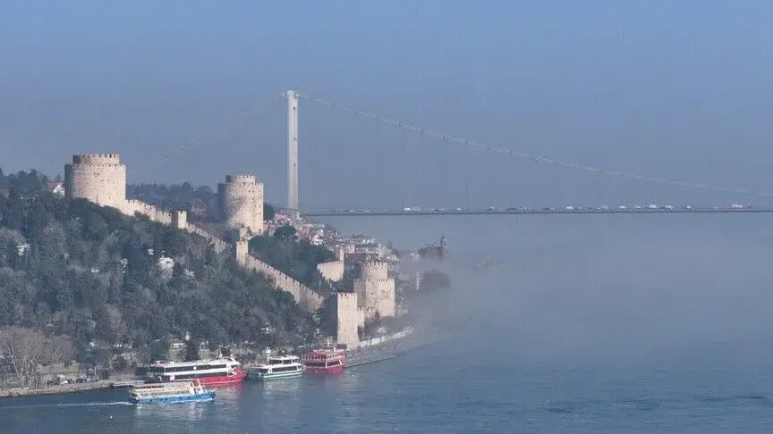 İstanbul'da sis nedeniyle vapur seferleri iptal edildi