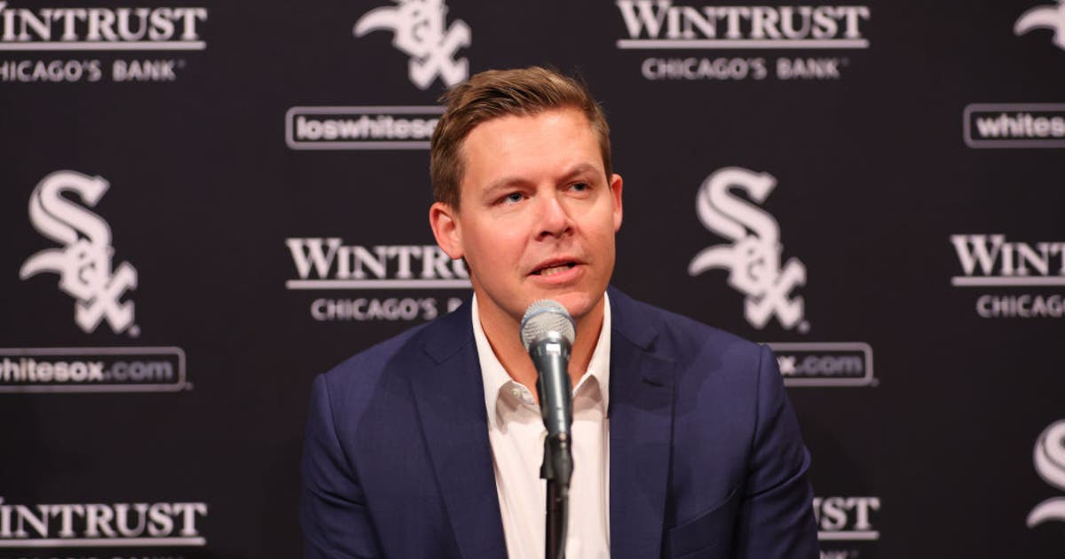 White Sox acquire starting pitching in Saturday night trade with Seattle