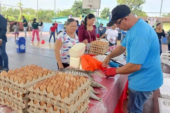 Ferias del Campo Soberano atienden a más de siete mil familias en Barinas