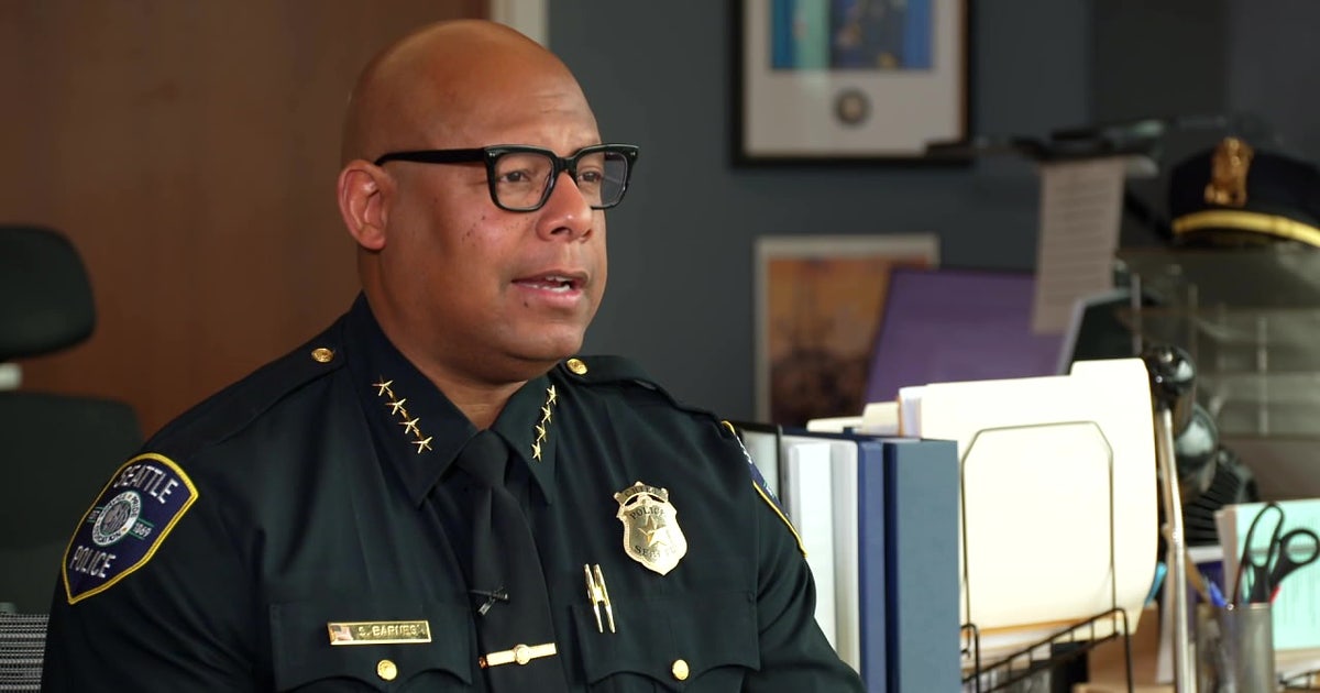 LIVE: Seattle mayor announces resignation of Chief Barnes
