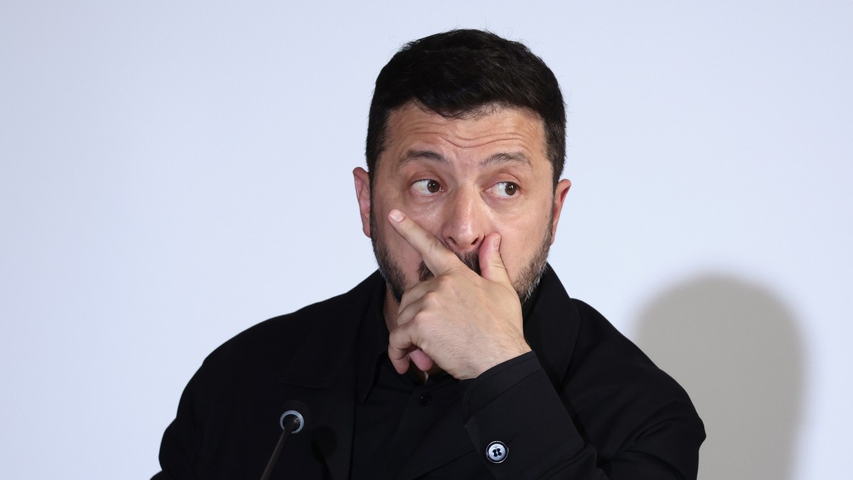 POLITIČKI PRITISAK IZA LEĐA KIJEVA? Zelenski sumnja u motive saveznika: Ukrajina dobija TRI PUTA manje protivbalističkih raketa nego prošle godine