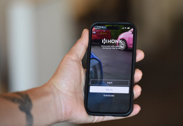 Honk Mobile settles B.C. class-action lawsuit over unjust enrichment (BC)