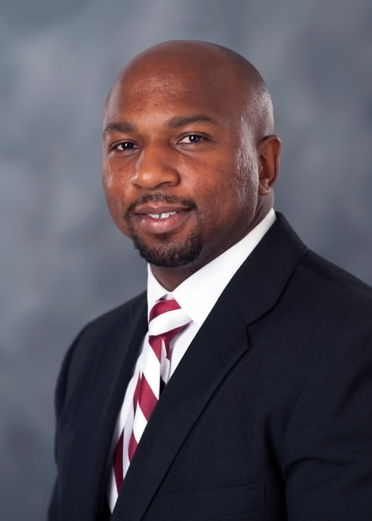 Gatewood receives international Omega Psi Phi award for fraternity advising at MSU